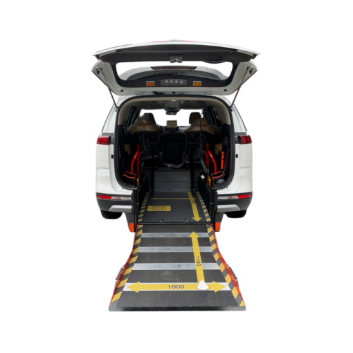 WHEELCHAIR ACCESSIBLE KIA CARNIVAL